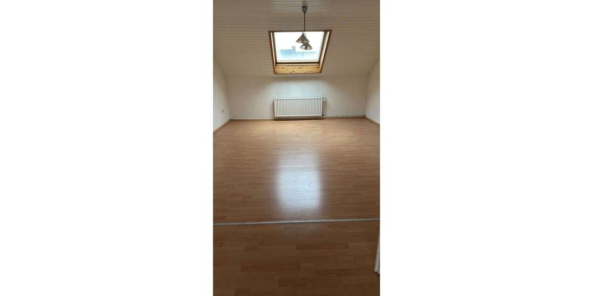 Wohnung zum Mieten in Düsseldorf 980 € 70 m² 3 zimmer