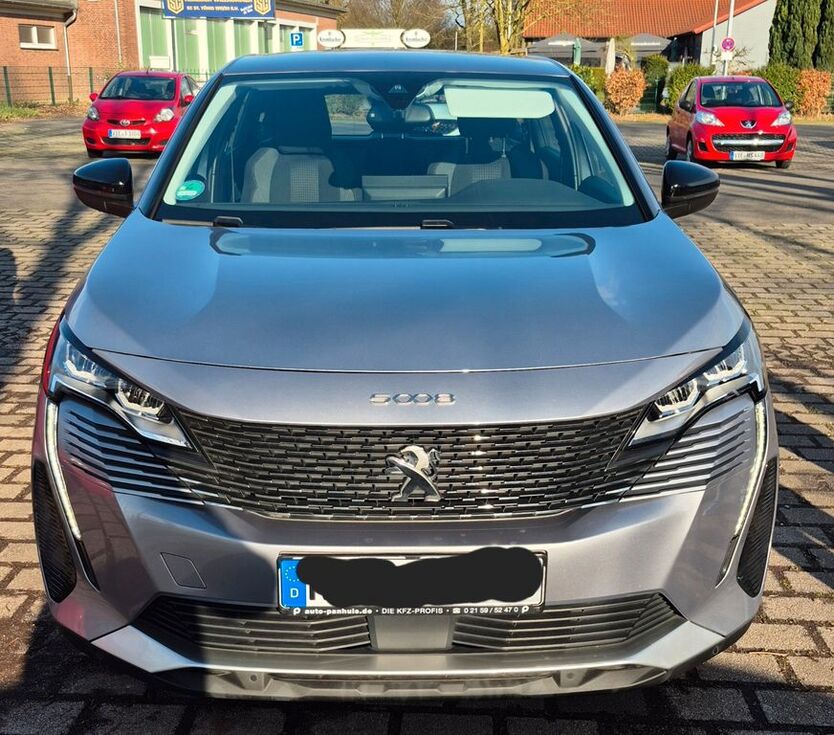 Peugeot 5008 113.500 km 19.699 € Tönisvorst 47918
