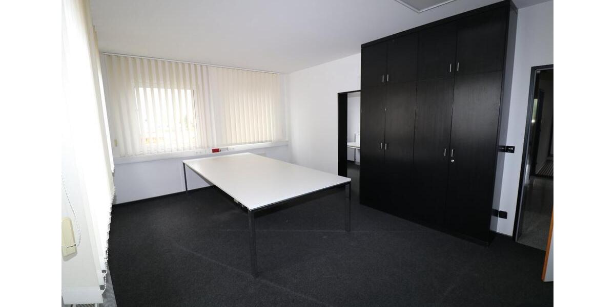 Gewerbeobjekt Langenfeld (Rheinland) - 1.800&euro; | Angebot:26307519