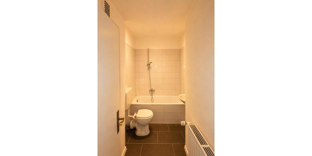 Etagenwohnung Krefeld Cracau - 2 Zimmer, 52 m&sup2;, 110.000&euro; | Angebot:27286831