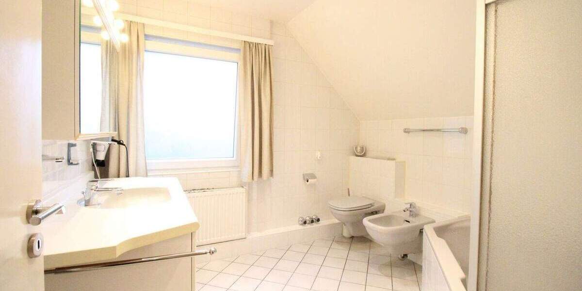 Einfamilienhaus Meerbusch Osterath - 4 Zimmer, 167 m&sup2;, 850.000&euro; | Angebot:25679554