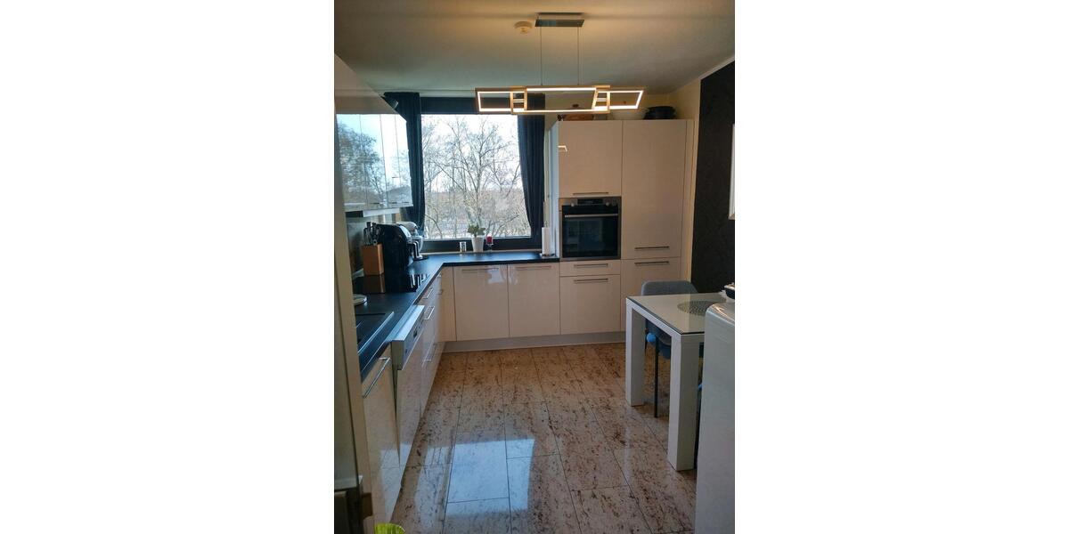 Etagenwohnung Düsseldorf Stadtbezirk 5 - 3 Zimmer, 84 m&sup2;, 370.000&euro; | Angebot:25310991