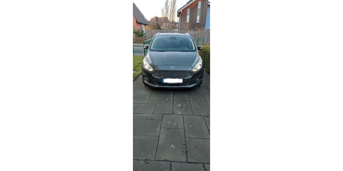 Ford S-Max 271.000 km 6.450 &euro; Mönchengladbach 41189
