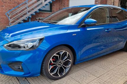 Ford Focus 66.500 km 13.900 &euro; Bedburg 50181