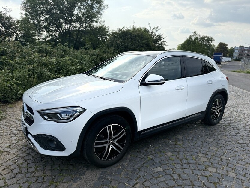 Mercedes-Benz GLA-Klasse 77.000 km 34.600 € Köln 50667