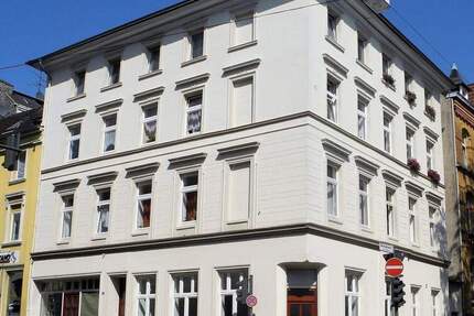 3 Zi. Wohnung für nette Mieterin nur mit Einkommensnachweis ! 3 zimmer