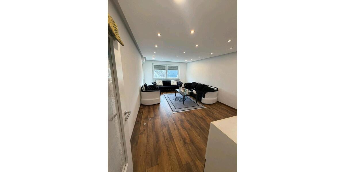 Etagenwohnung Leverkusen Bergisch Neukirchen - 4 Zimmer, 84 m&sup2;, 270.000&euro; | Angebot:24646498