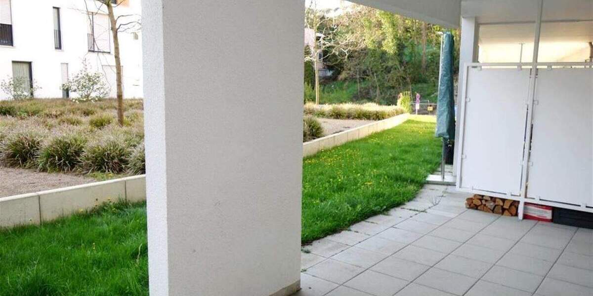 3 Zimmer EG mit Einbauküche, Sonnenterrasse + Zugang zum Gartenbereich. 3 zimmer