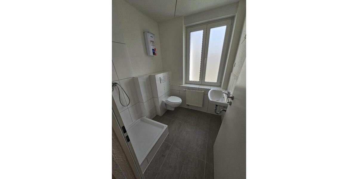 Etagenwohnung Krefeld Cracau - 1 Zimmer, 33 m&sup2;, 400&euro; | Angebot:26323614