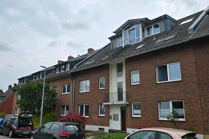 Haus Jüchen - 52 Zimmer, 1.051 m&sup2;, 1.750.000&euro; | Angebot:26463642