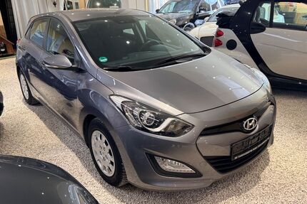 Hyundai i30 93.000 km 7.999 &euro; Wuppertal 42115
