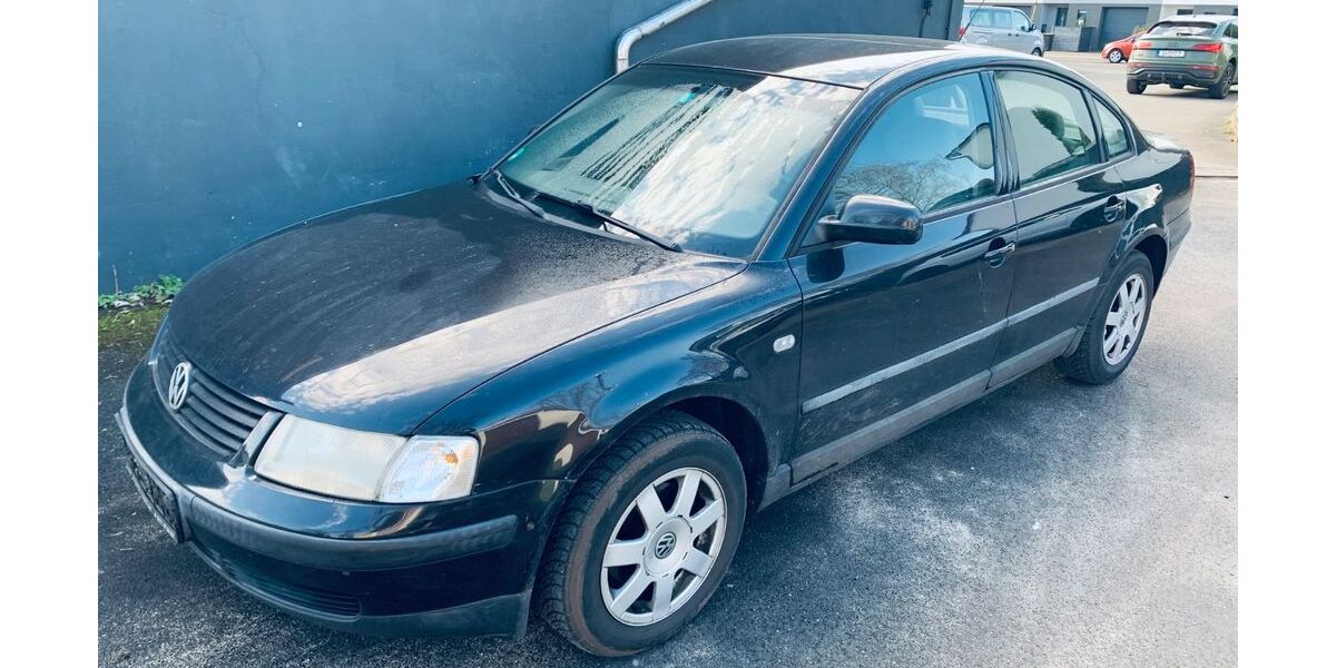 VW Passat 145.064 km 599 &euro; Hilden 40723