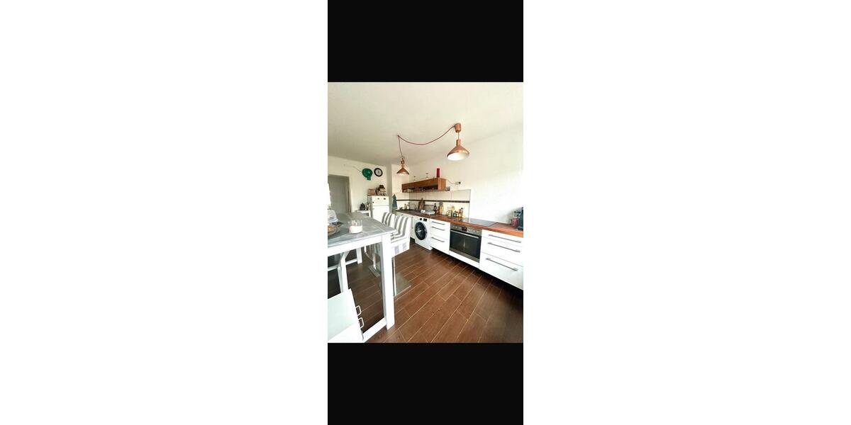 Etagenwohnung Düsseldorf Heerdt - 2 Zimmer, 61 m&sup2;, 1.000&euro; | Angebot:26426834