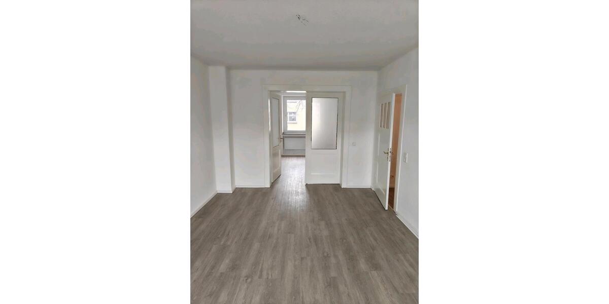 Etagenwohnung Düsseldorf Stadtbezirk 9 - 3 Zimmer, 75 m&sup2;, 1.090&euro; | Angebot:25751652