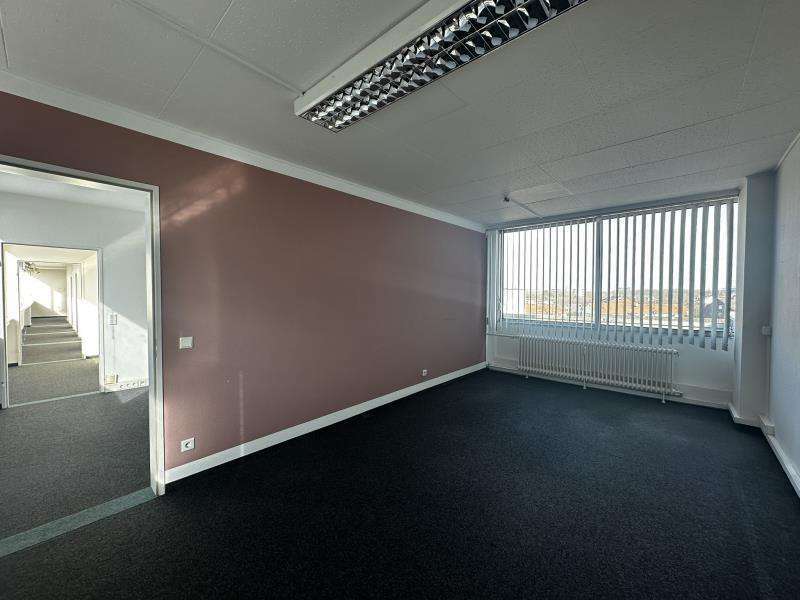 Büro in Düsseldorf 3.500 € 438 m²