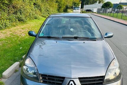Renault Clio 130.644 km 2.500 &euro; Duisburg 47178