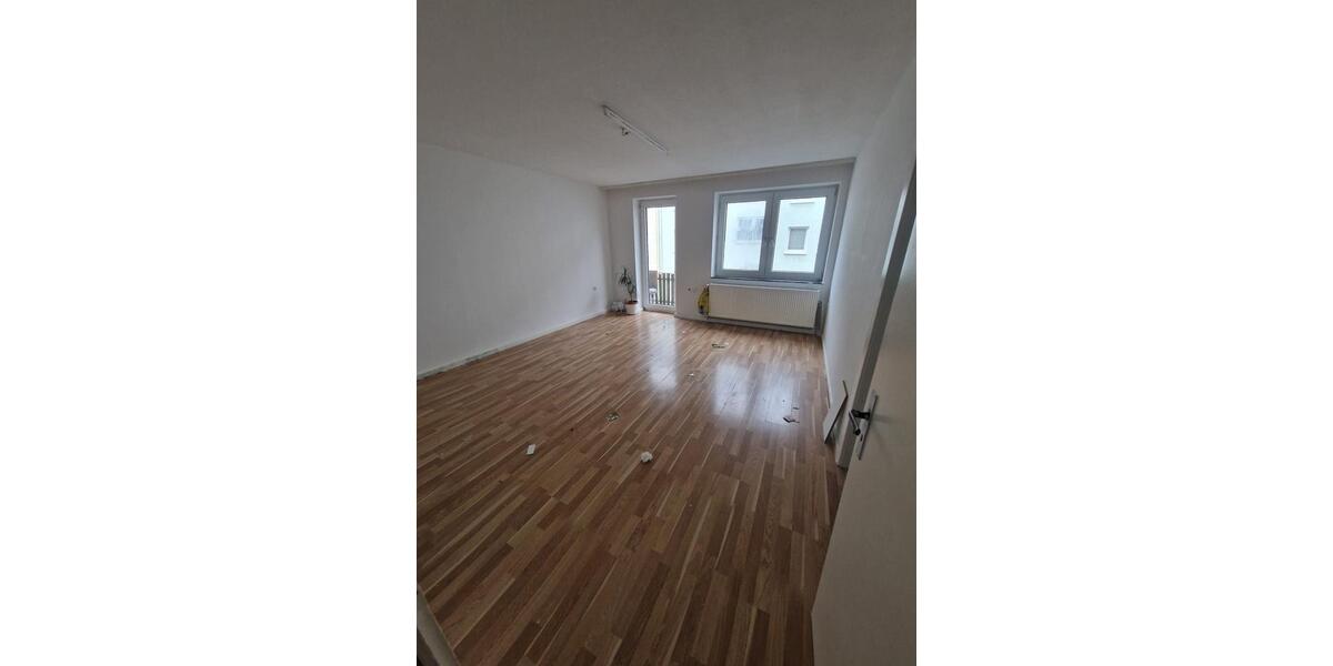 Kleine 2 Zimmer Wohnung mit kleinem Balkon in Wuppertal Barmen 2 zimmer