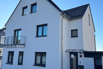 4 Zimmer Maisonette Erstbezug und Kernsanierung mit Energie­effizienz­klasse A 4 zimmer