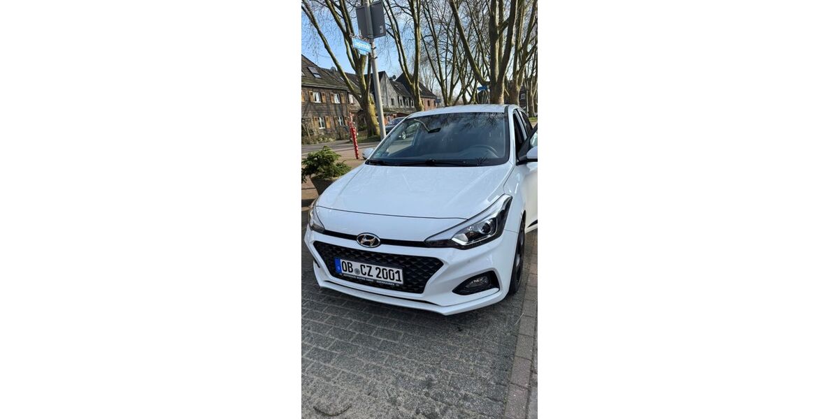 Hyundai i20 55.000 km 12.990 &euro; Oberhausen 46119