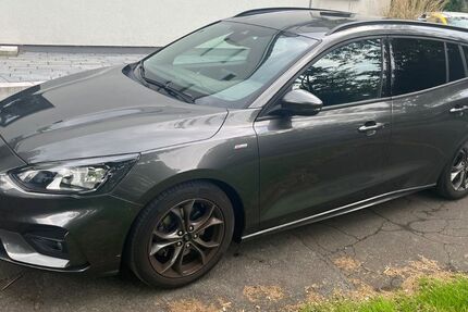 Ford Focus 109.000 km 10.500 &euro; Neuss 41468