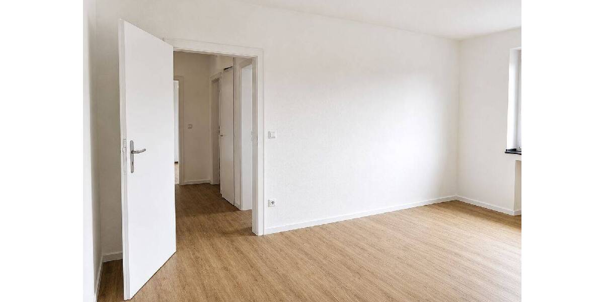 Etagenwohnung Krefeld Cracau - 3 Zimmer, 88 m&sup2;, 600&euro; | Angebot:26885797