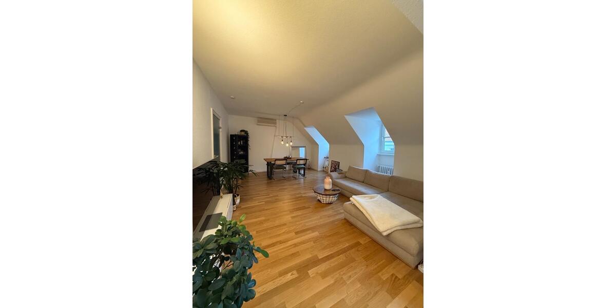 Möblierte Wohnung zur Zwischenmiete im Herzen von Düsseldorf 2.5 zimmer