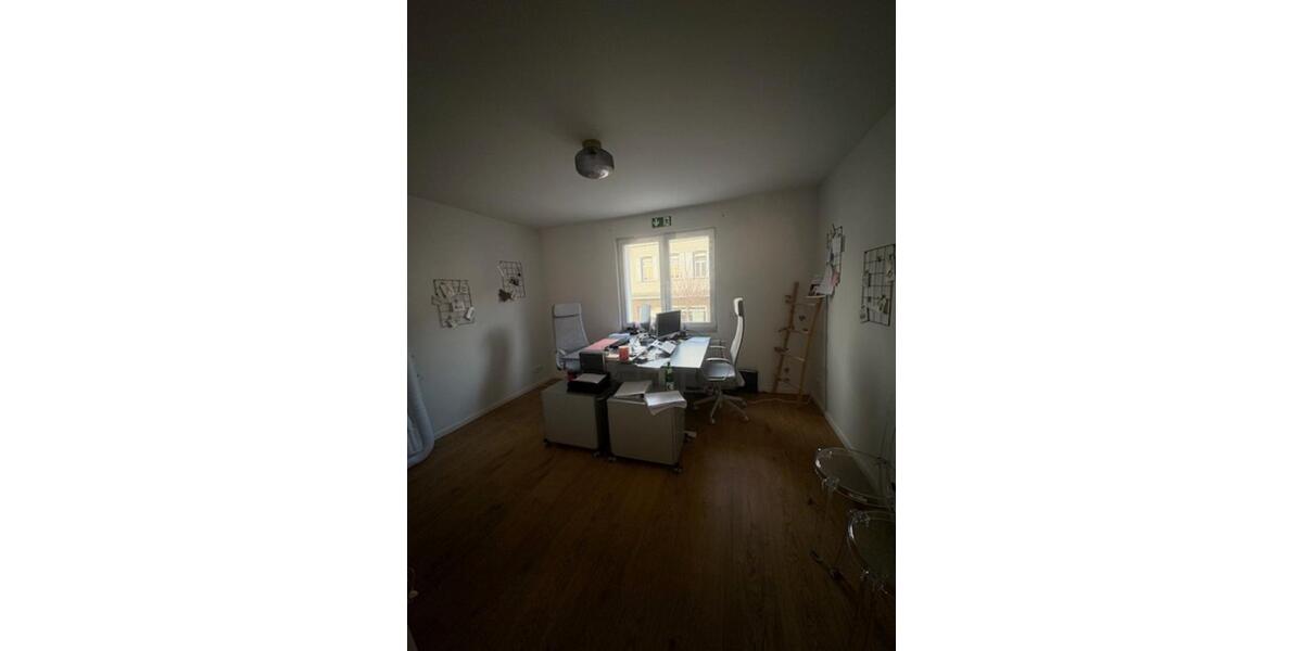 Geräumiges Wohn-Gewerbeobjekt mit zwei Einheiten, Innenhof zimmer