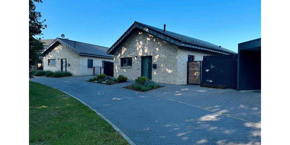 Schönes Ferienhaus mit Sauna am Harkebrügger See Nähe Oldenburg zimmer