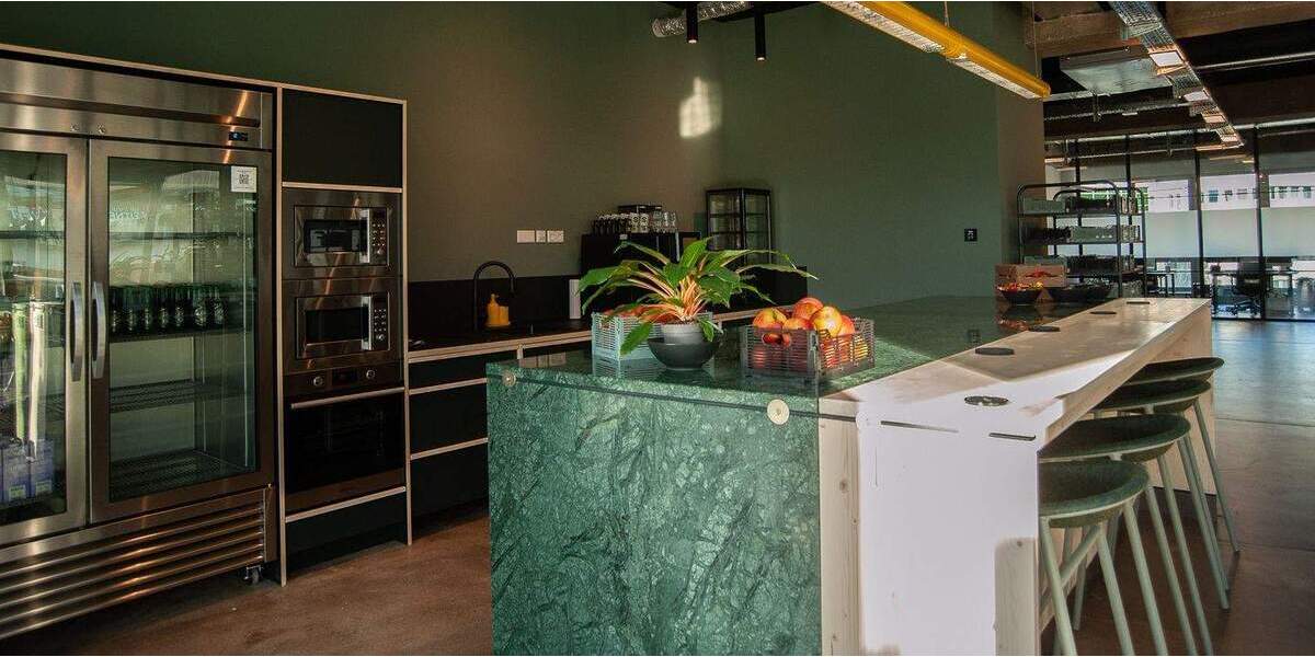 Vierer Büro mit Balkon - flexibel, möbliert, 247 Studio One zimmer