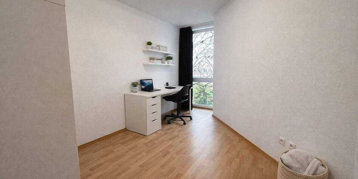 Gepflegte 3-Zimmer-Wohnung mit sonnigem Balkon und Stellplatz in zentraler Lage 3 zimmer