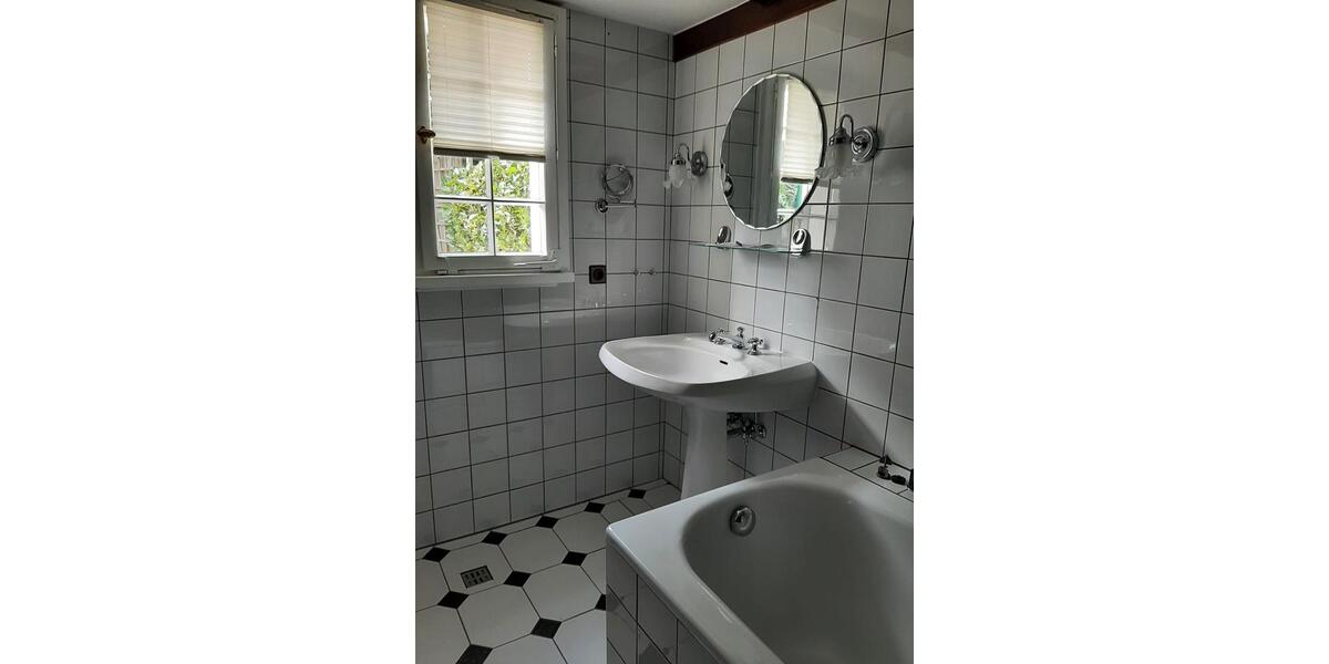 Denkmalgeschütztes Fachwerkhaus in ruhiger Hofschaft in Merscheid 4 zimmer