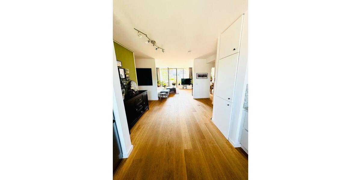 Einzugsfertige moderne Eigentumswohnung 4 zimmer