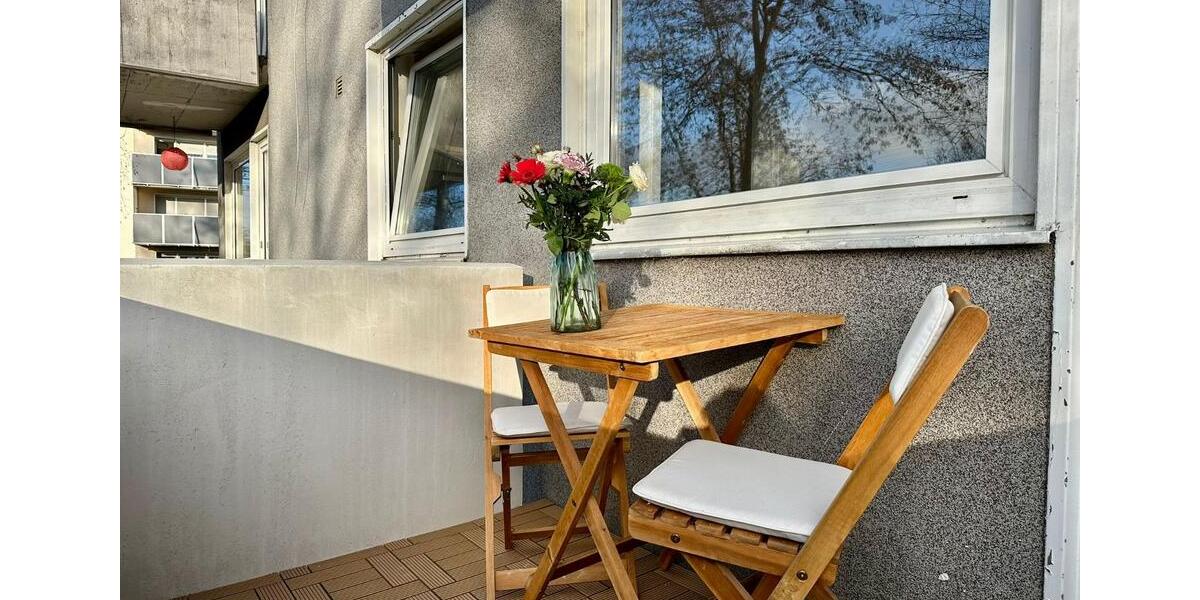 Modernisierte 1-Zimmer-Wohnung mit Einbauküche in Dormagen 1 zimmer