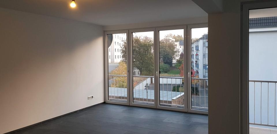 Etagenwohnung Düsseldorf Stadtbezirk 6 - 2 Zimmer, 80 m&sup2;, 1.200&euro; | Angebot:26413512