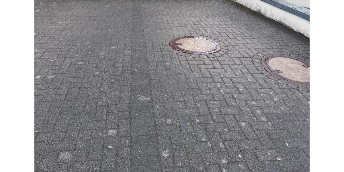 Garagen / Stellplätze Düsseldorf Stadtbezirk 5 - 100&euro; | Angebot:26465106