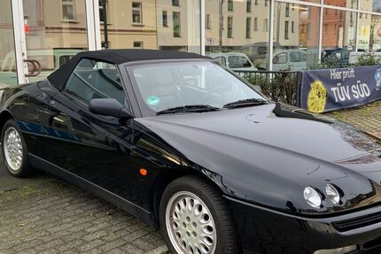 Alfa Romeo Spider 51.520 km 12.990 € Düsseldorf 40591