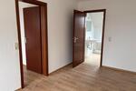 Reihenhaus Grevenbroich - 7 Zimmer, 170 m&sup2;, 1.700&euro; | Angebot:25647269