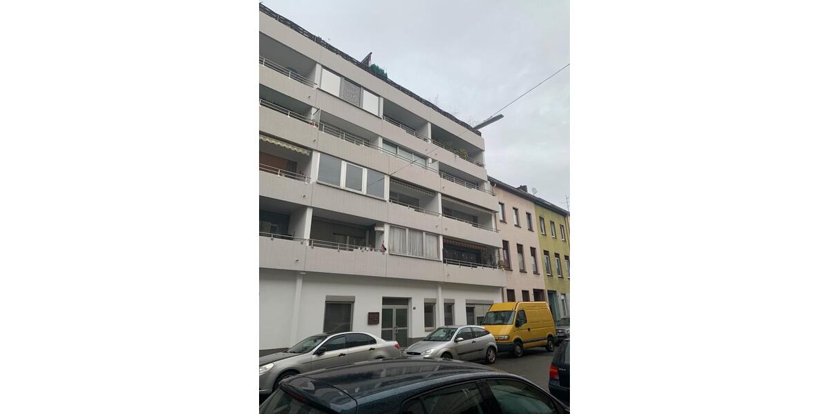 VV-GmbH mit einer Wohnung in Krefeld zu verkaufen 1 zimmer