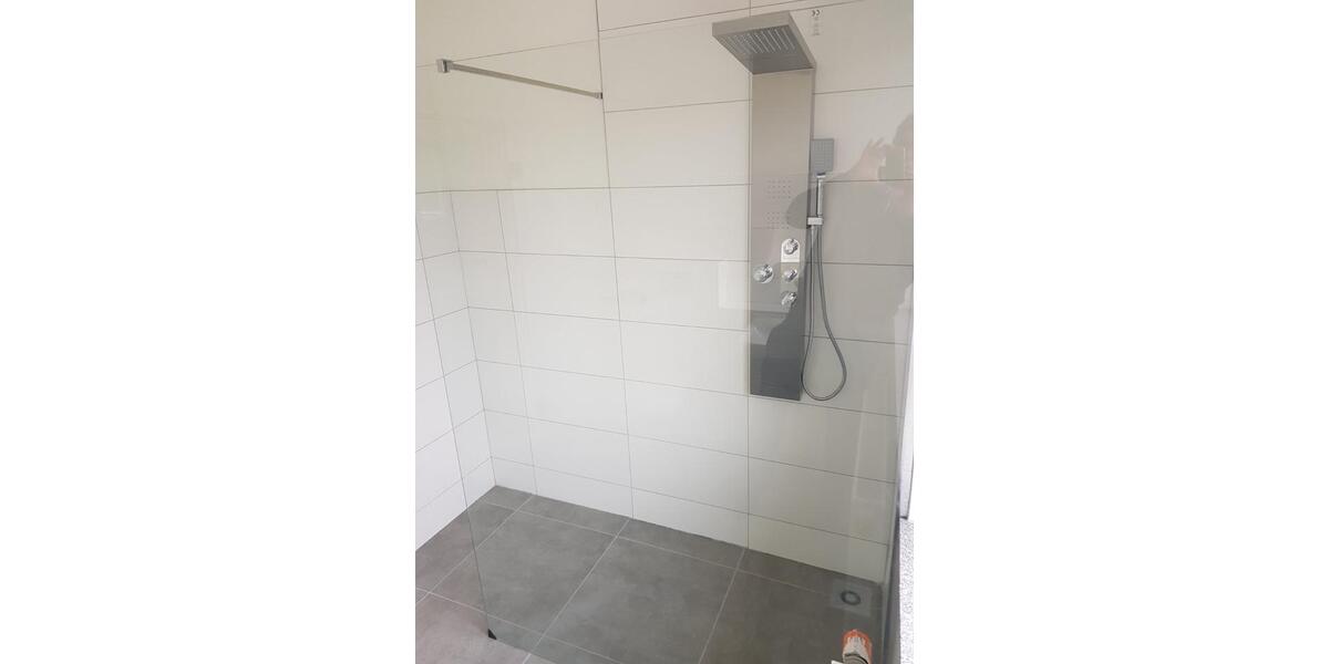 Dachgeschoßwohnung Oberhausen - 3.5 Zimmer, 96 m&sup2;, 930&euro; | Angebot:25753609