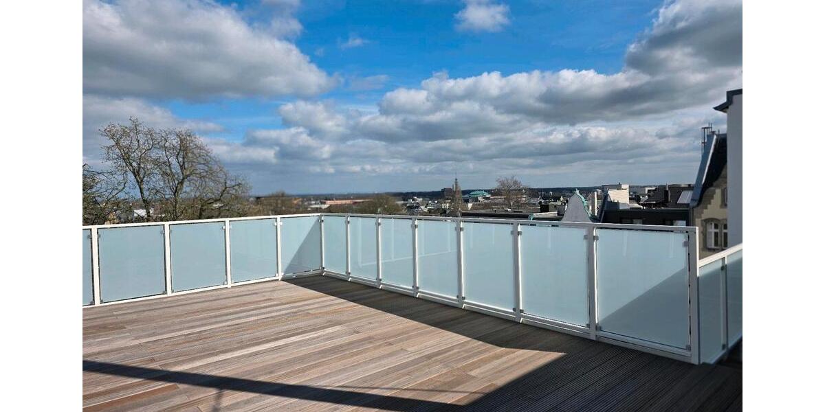 Dachgeschoßwohnung Mönchengladbach - 3 Zimmer, 92 m&sup2;, 1.176&euro; | Angebot:25646320