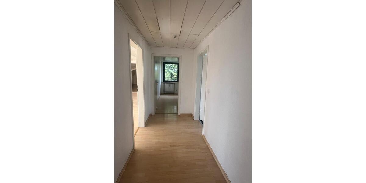 Großzügige 3-Zimmer-Wohnung mit Garten&Weitblick in Isenbügel 3 zimmer