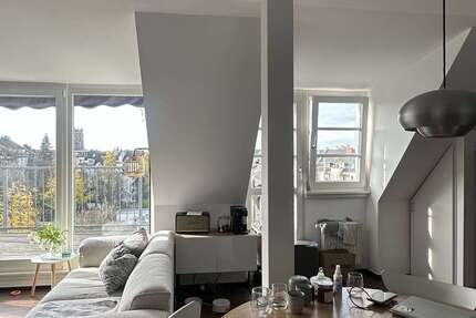 Wohnung zum Mieten in Düsseldorf 2.220 € 110.7 m² 3 zimmer