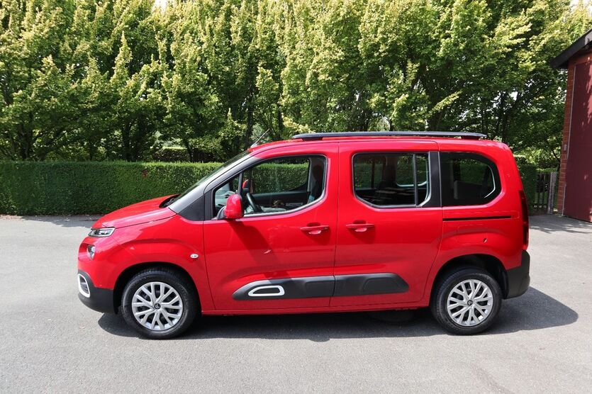 Citroen Berlingo 12.980 km 27.900 € Neukirchen 47506