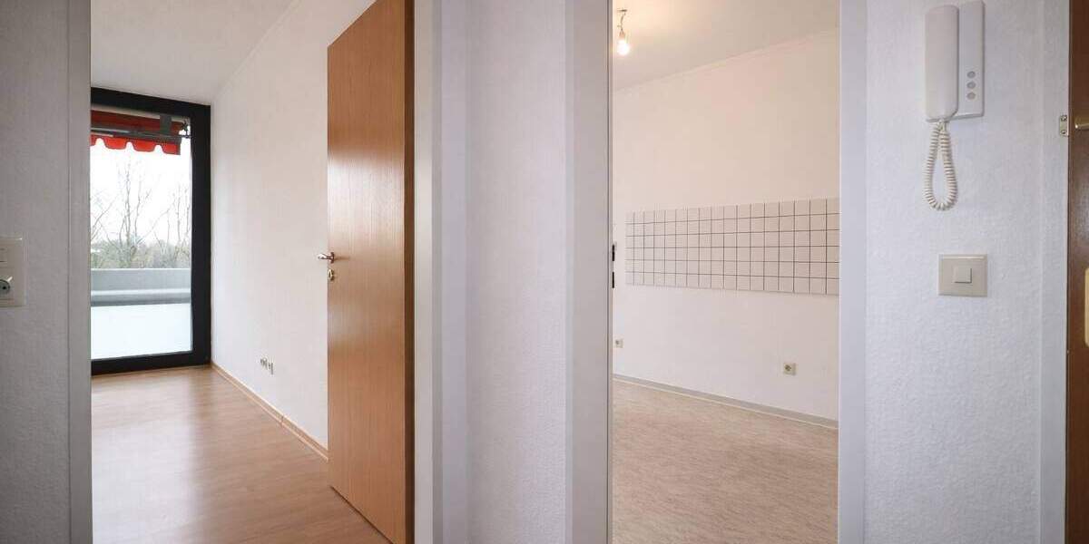 Etagenwohnung Neuss Stadionviertel - 3 Zimmer, 78 m&sup2;, 275.000&euro; | Angebot:25689677