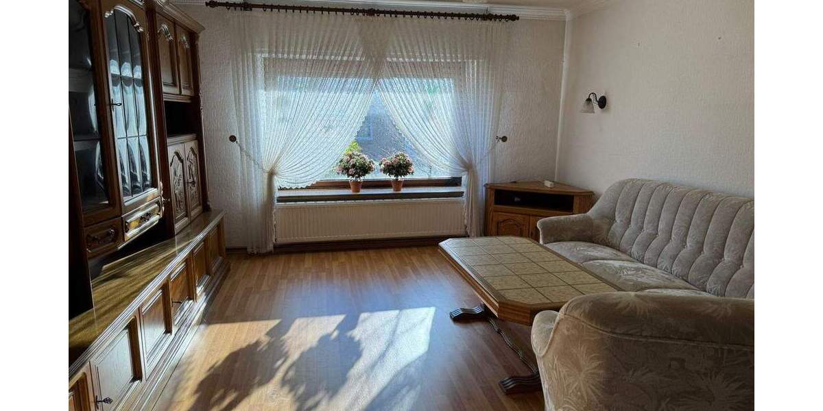 Einfamilienhaus Korschenbroich - 6 Zimmer, 180 m&sup2;, 420.000&euro; | Angebot:25777504