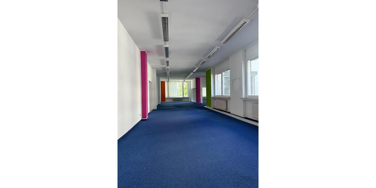 Größzügisges Büro im Herzen von Wuppertal-Elberfeld zimmer