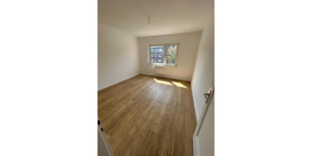 Etagenwohnung Wuppertal Sedansberg - 2 Zimmer, 61 m&sup2;, 600&euro; | Angebot:26252934