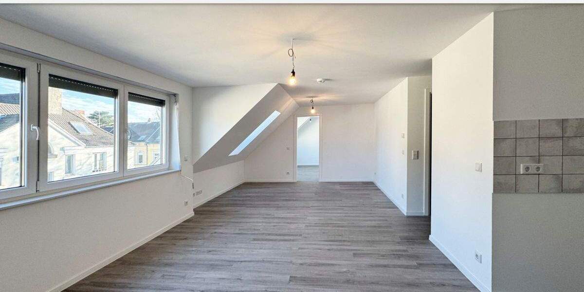 Etagenwohnung Krefeld Stadtmitte - 2 Zimmer, 49 m&sup2;, 199.000&euro; | Angebot:24388687