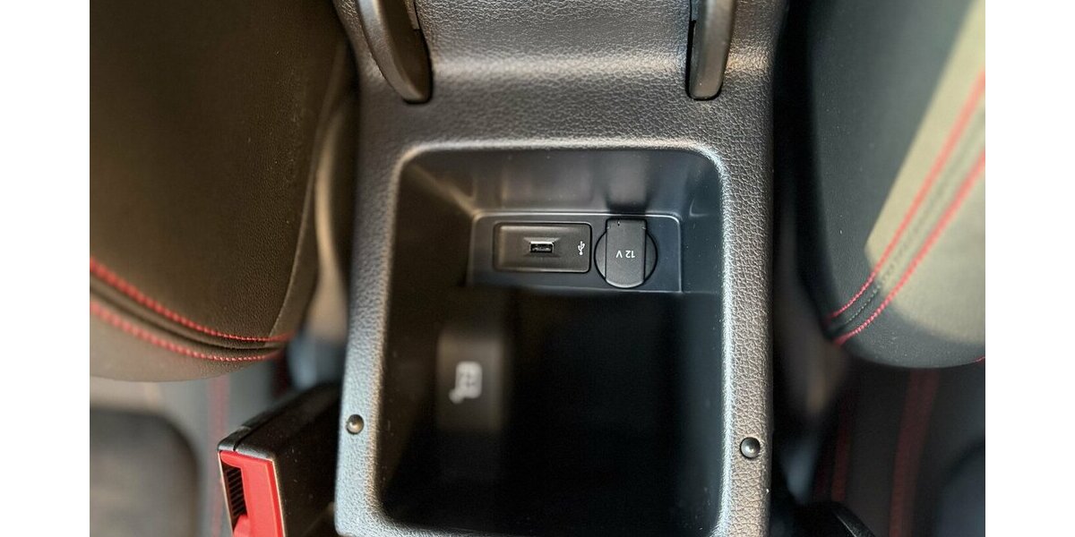 Seat Alhambra FR Line / El. Türen / PANO / CAM / AHK 105.000 km 31.900 &euro; Mönchengladbach 41066