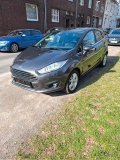 Ford Fiesta 100.107 km 9.450 &euro; Krefeld 47799